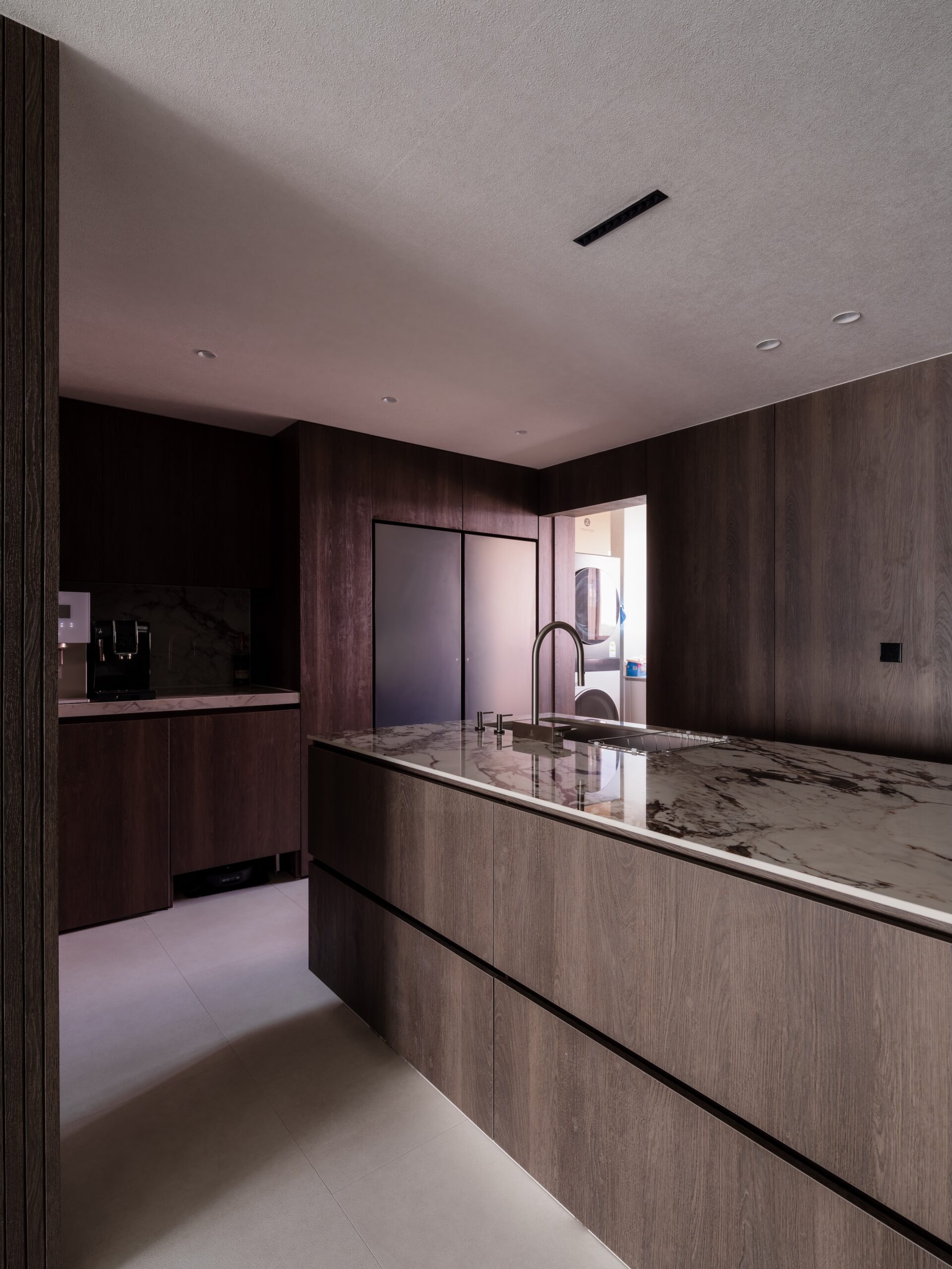 Grid Image 6